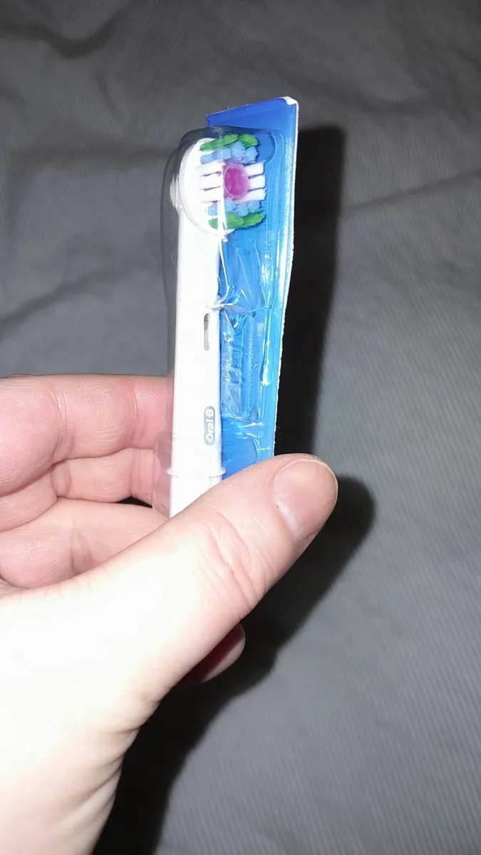 Oral B Vitality Pro electric toothbrush - Image 3