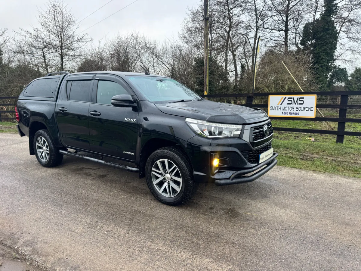 192 Toyota Hilux Invincible X Spotless***** - Image 1