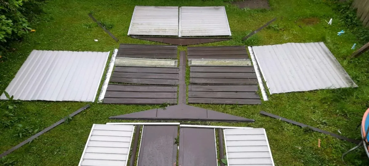 Garden shed metal 9 ft x  6 ft - Image 3