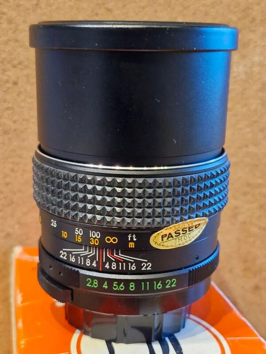 Helios Telephoto Lens. 135mm Automatic - Image 2