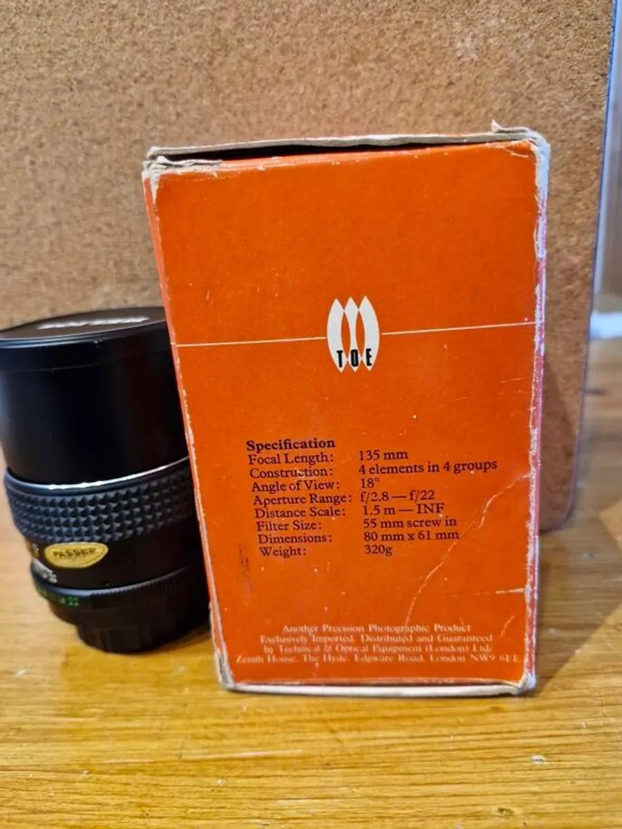 Helios Telephoto Lens. 135mm Automatic - Image 3