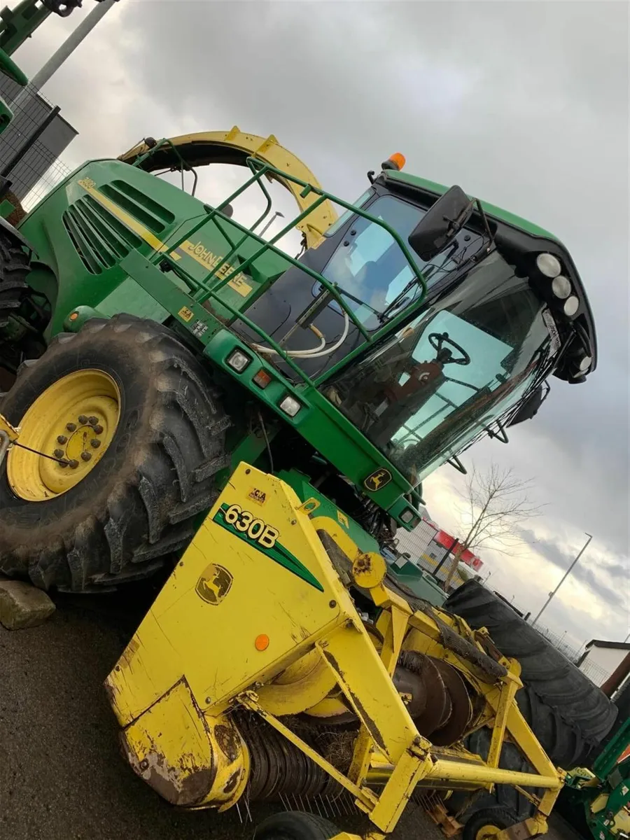 2006 JOHN DEERE 7400 - Image 1