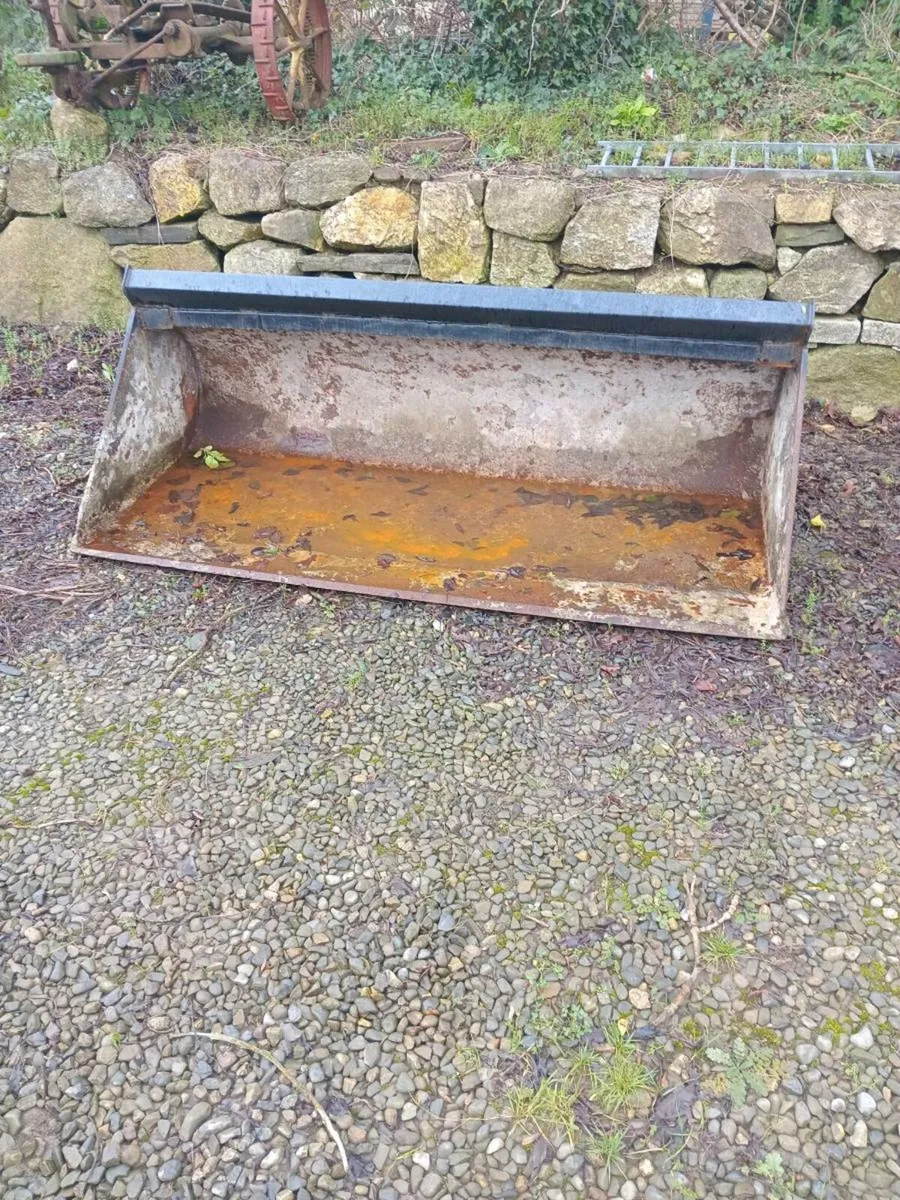 Bucket 2 meters wide - Image 1