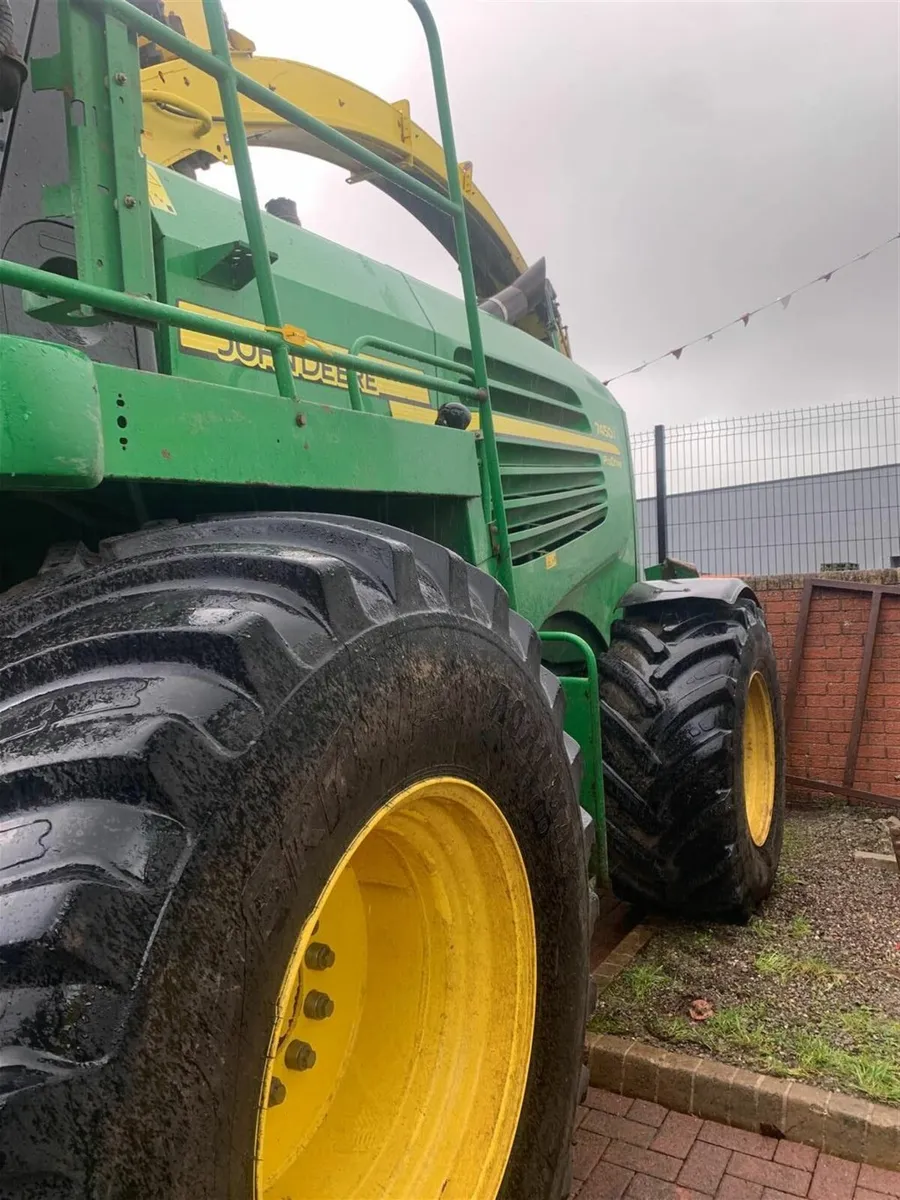 2010 7450 PRO DRIVE JOHN DEERE - Image 4