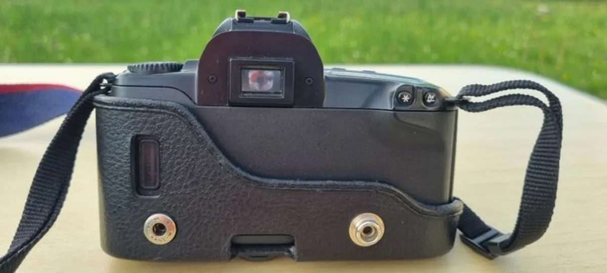 Canon EOS 500 body - Image 4