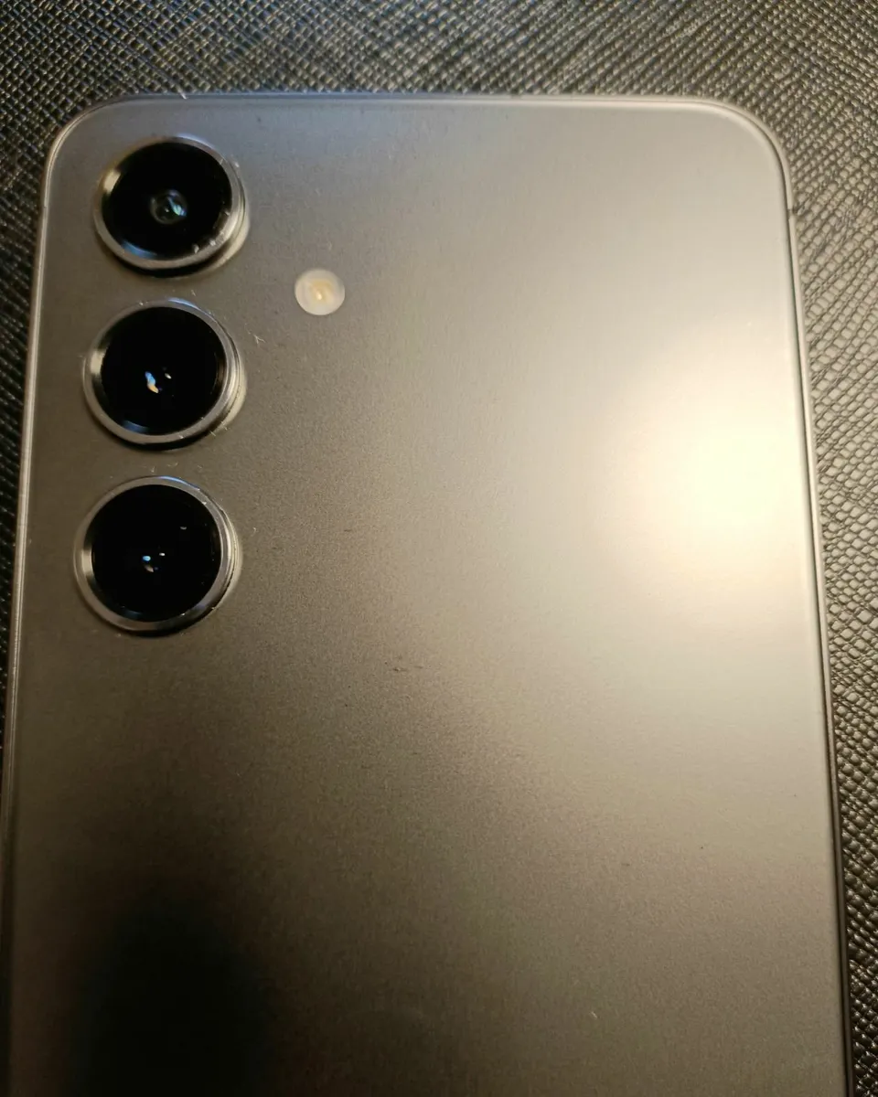 Samsung Galaxy S24 (128G) > 5 months used only - Image 4