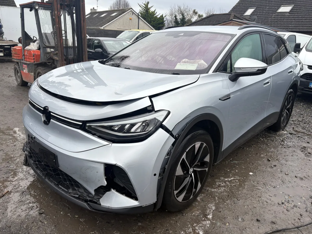 2024 Vw ID4 Pro only 48 kms - Image 4