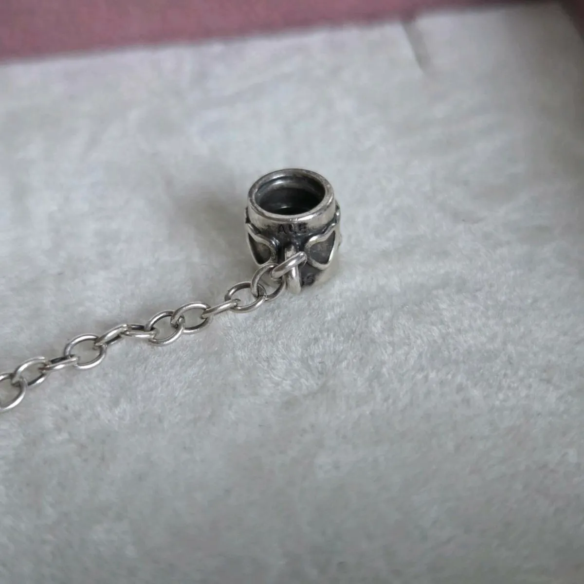 Genuine Pandora safety chain hearts perfect condit - Image 3