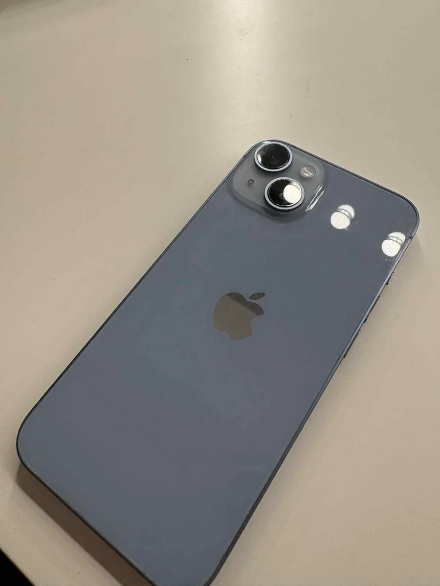 iPhone 14 - Image 3