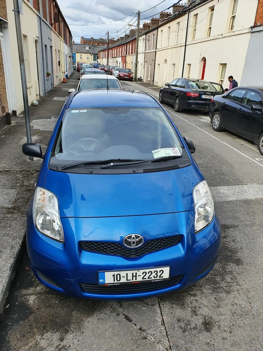 Toyota Yaris 2010 very low mileage negotiable - Image 1