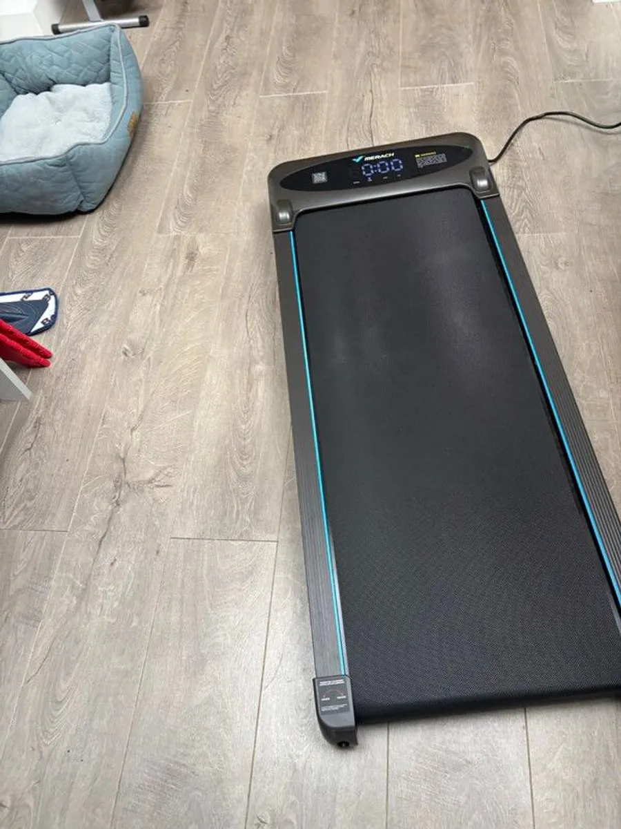 MERACH Walking Pad Treadmill with 0-9% Incline, 3 in 1 Under Desk Treadmill - Image 4