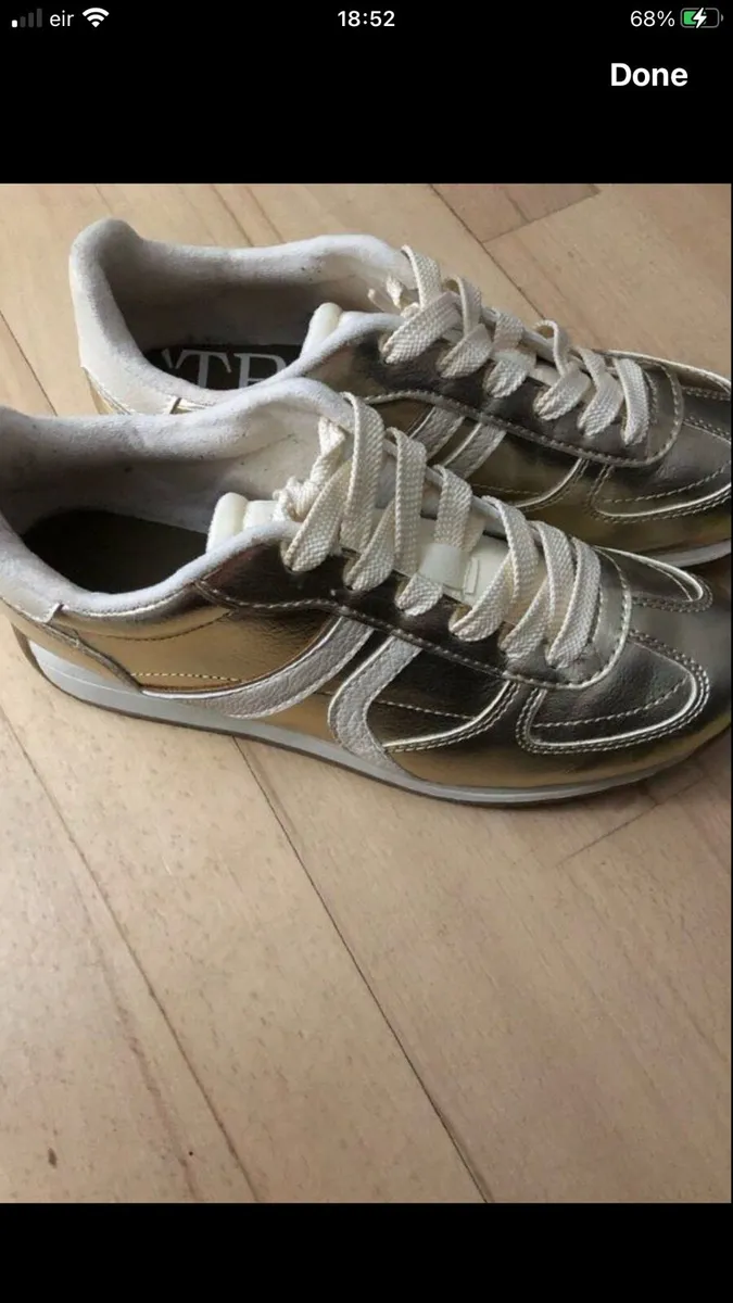 Ladies new trainers size 5 €15 - Image 2