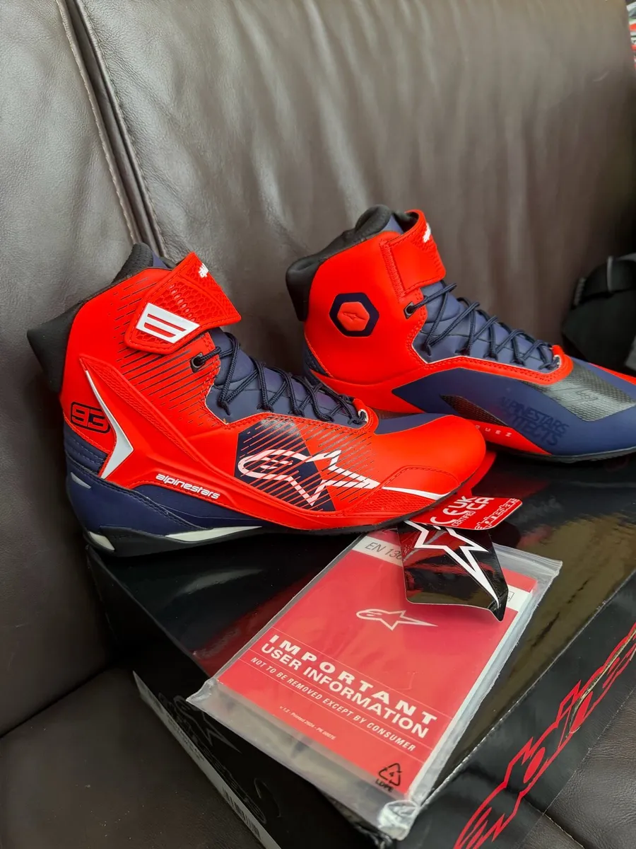 Motorbike gear - Image 4