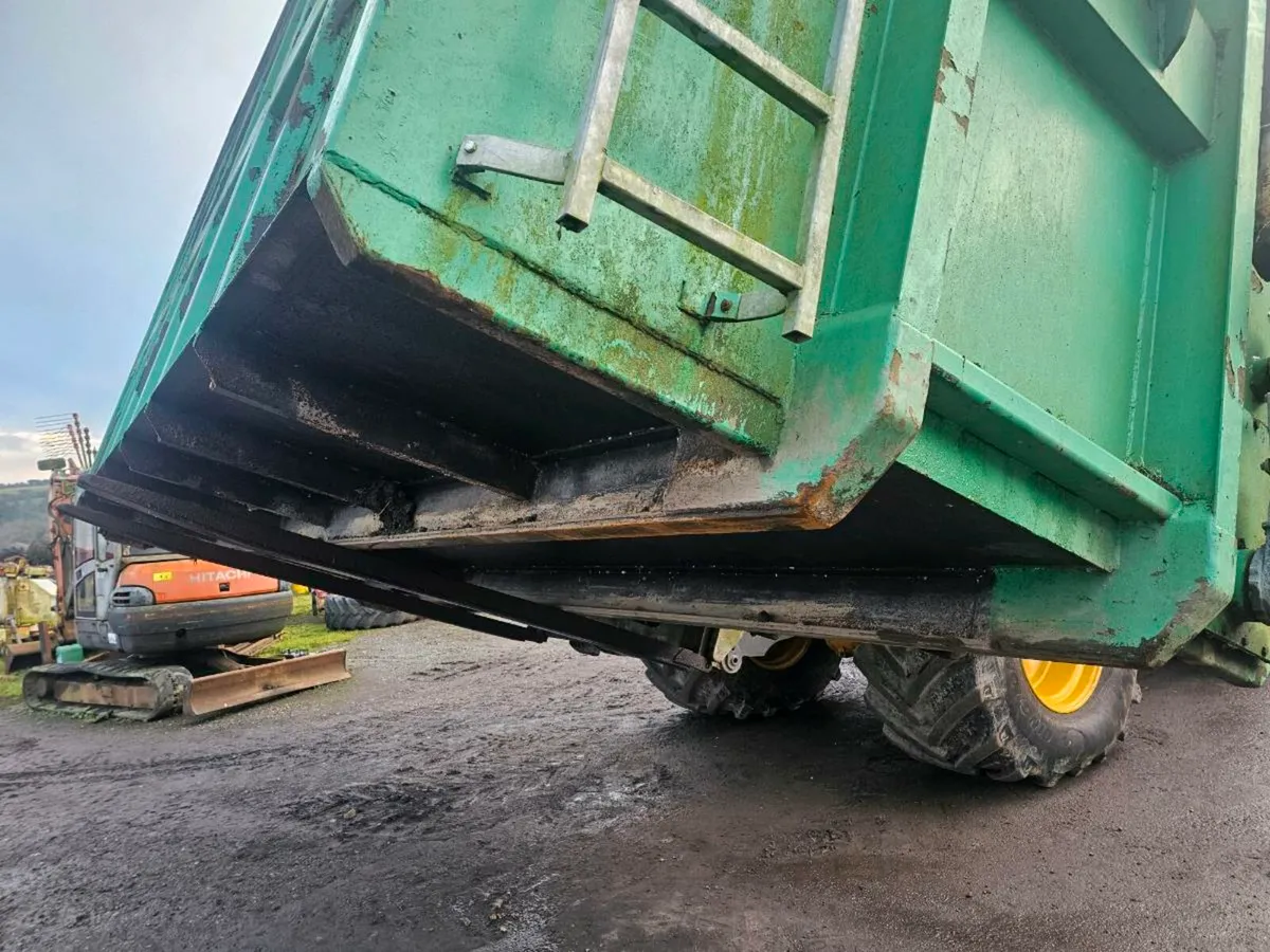 Nurse Tank - Image 4