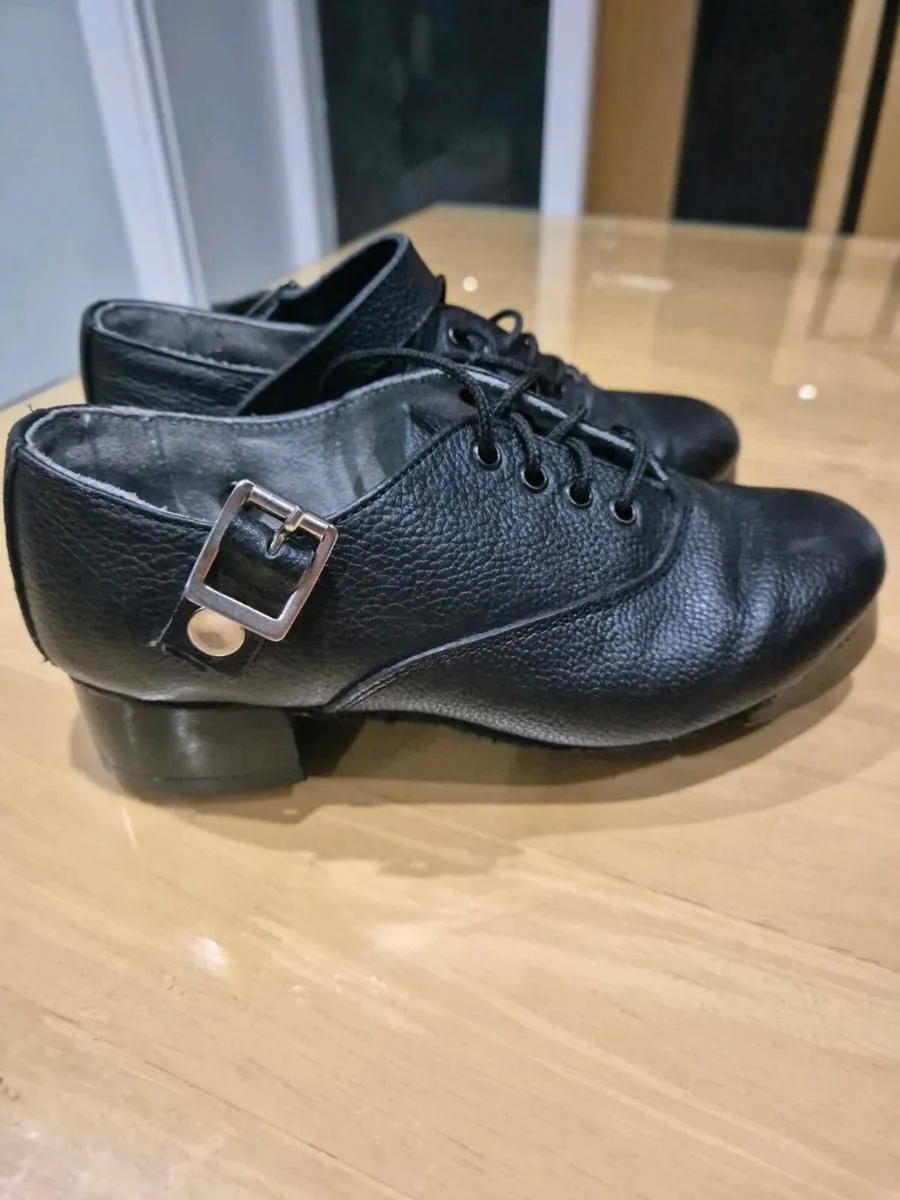 Irish dancing shoes - Image 1