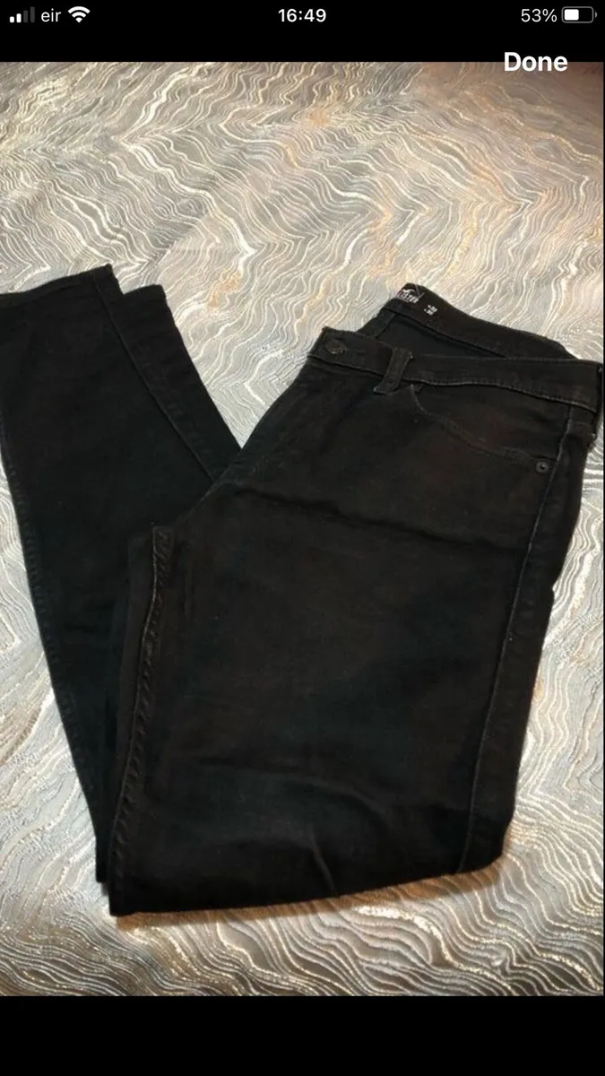 Mens Hollister jeans W32” x L30” €15 - Image 2