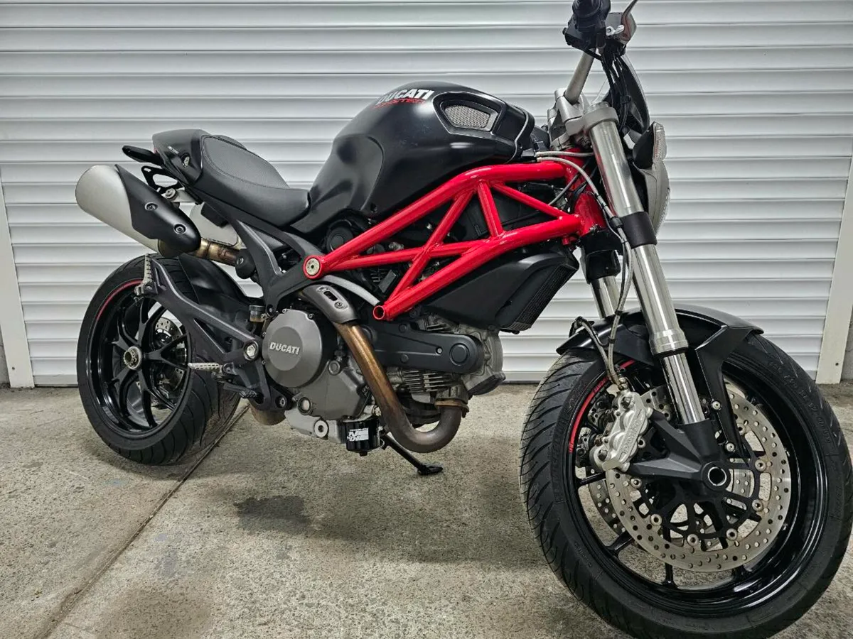 Ducati Monster 796 - Image 2