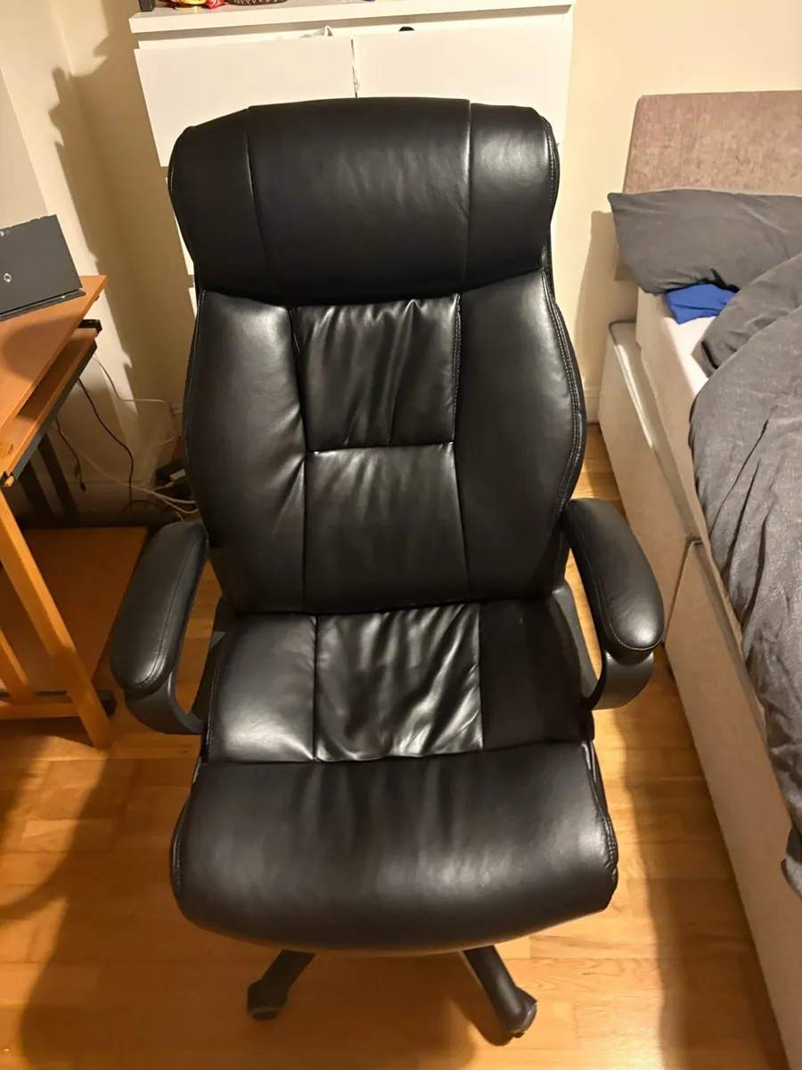 Office Leather chair - Image 1