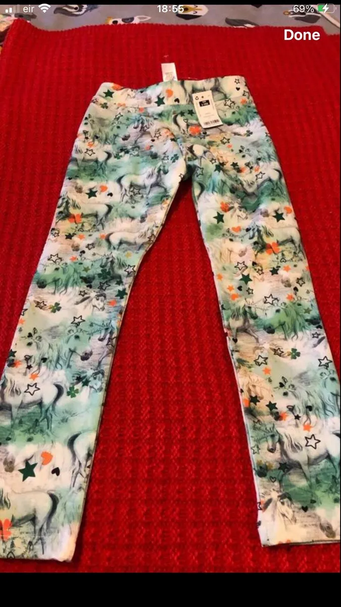 Girls BNWT legging age 5 €5 - Image 3