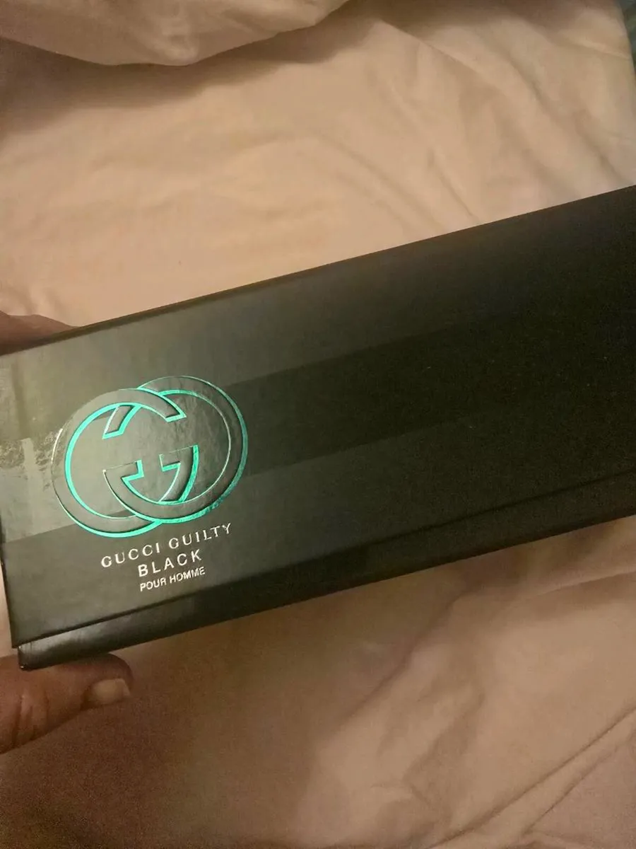 Gucci guilty black mens aftershave gift set - Image 3