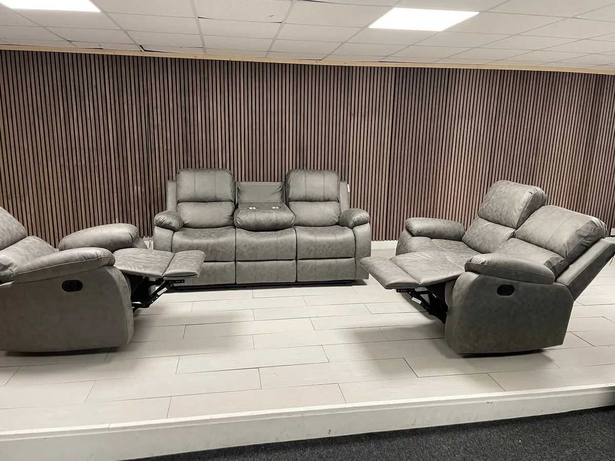3+2 Holgate Manual Recliner Sofa Set - Image 3