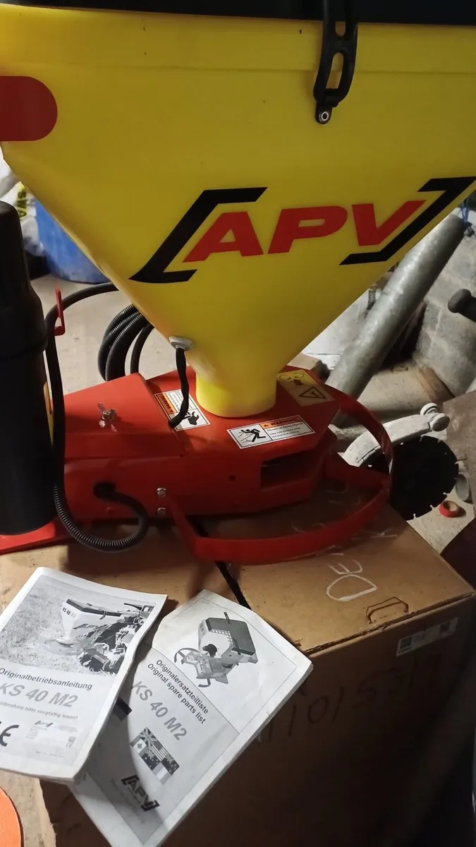 Prod caster - Image 3