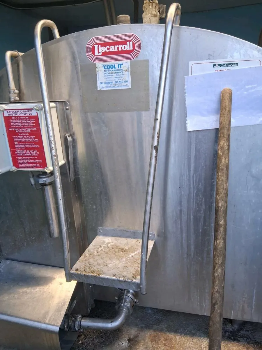 3000 litre liscarroll tank - Image 2