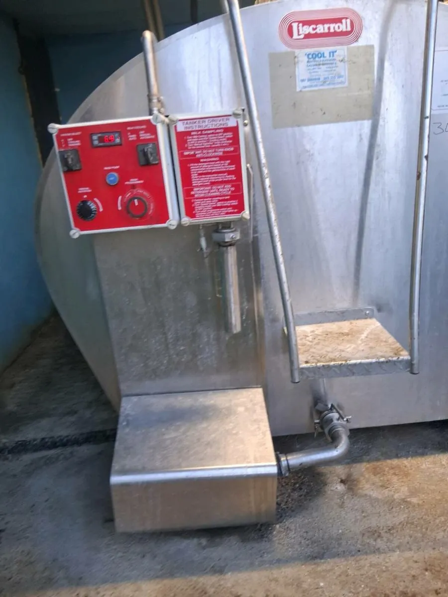 3000 litre liscarroll tank - Image 3