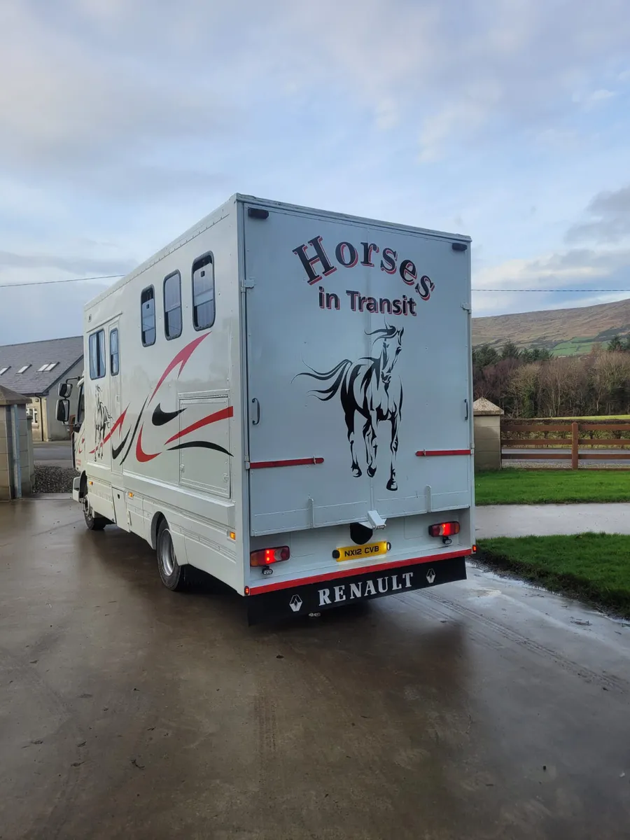 Renault Midlum Horse Lorry - Image 4