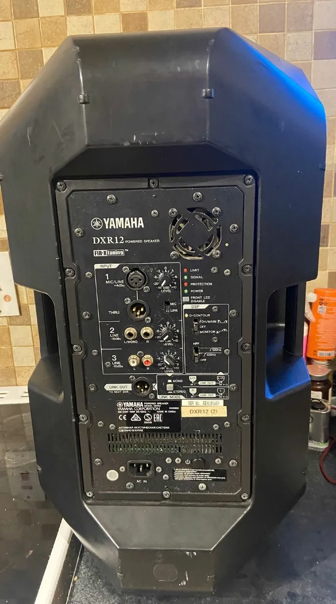 1 Yamaha DXR12 Speaker & 2 Yamaha DXS12 Speakers - Image 4