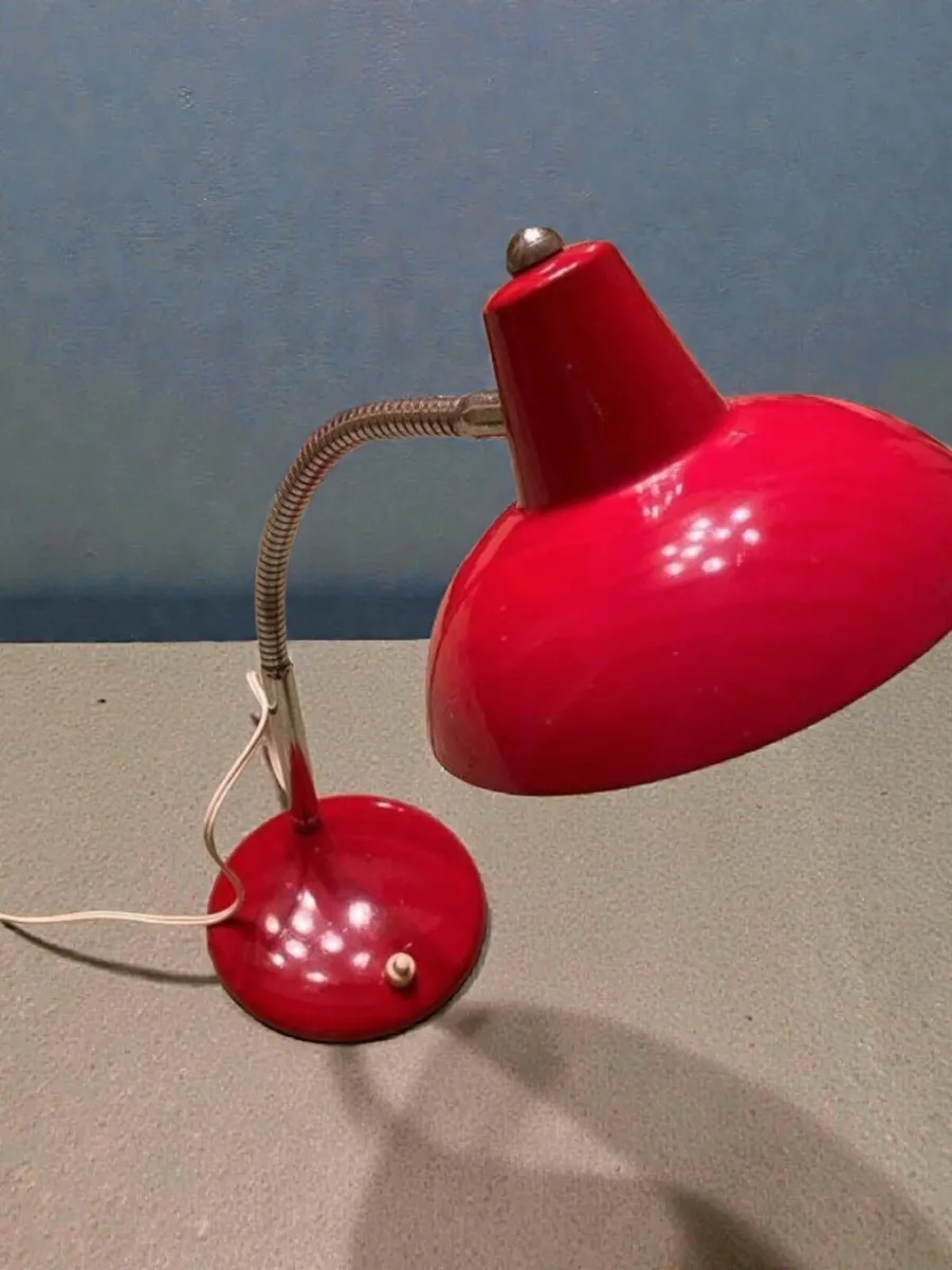 1970s red metal lamp - Image 2