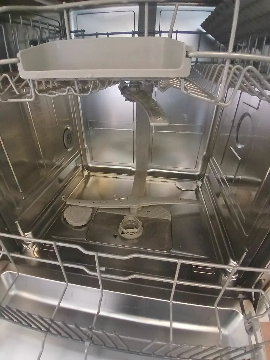 Bosch Dishwasher - Image 2
