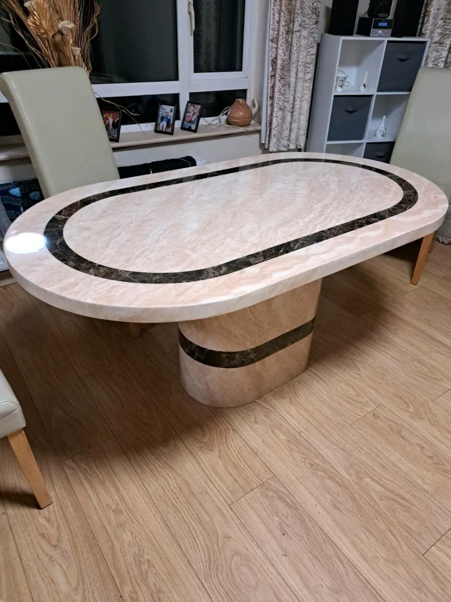 Dining room table - Image 4