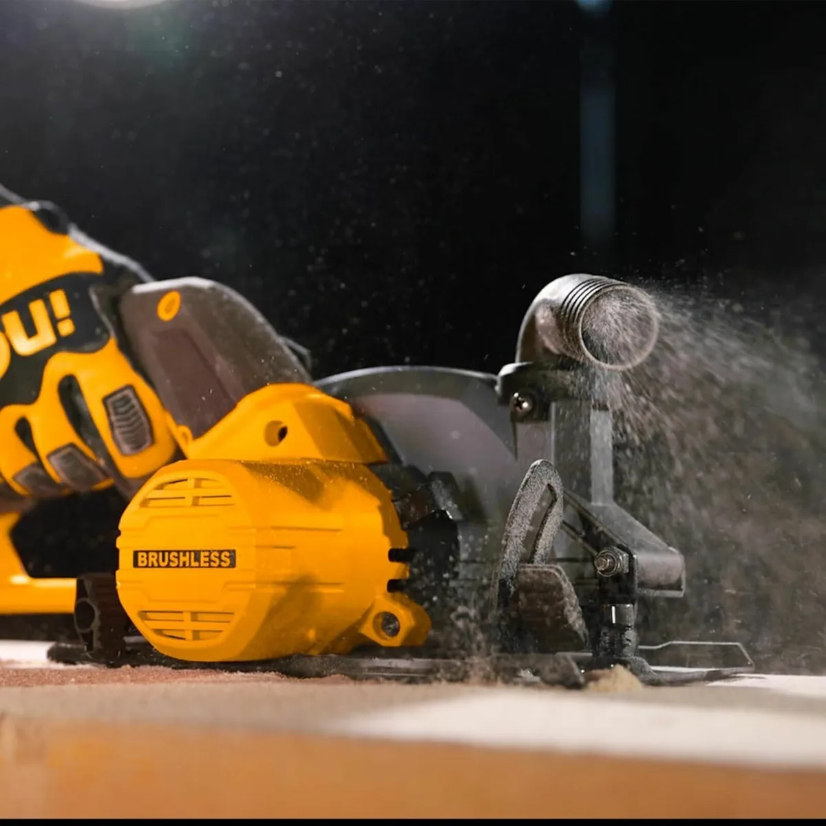 20V 140mm Cordless Circular Saw with Brushless - Image 2