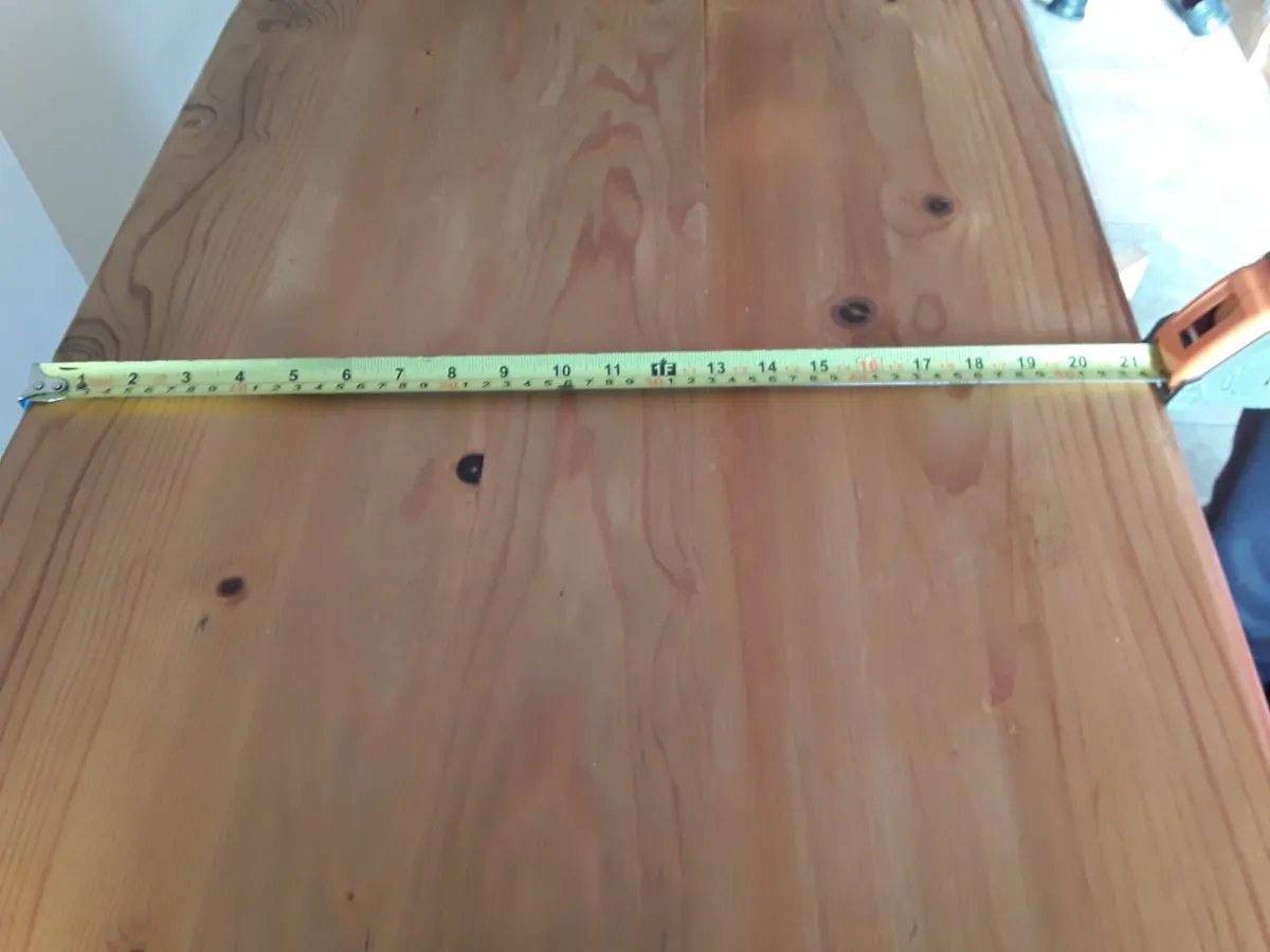 Large solid pine unit plenty of storage - Image 3