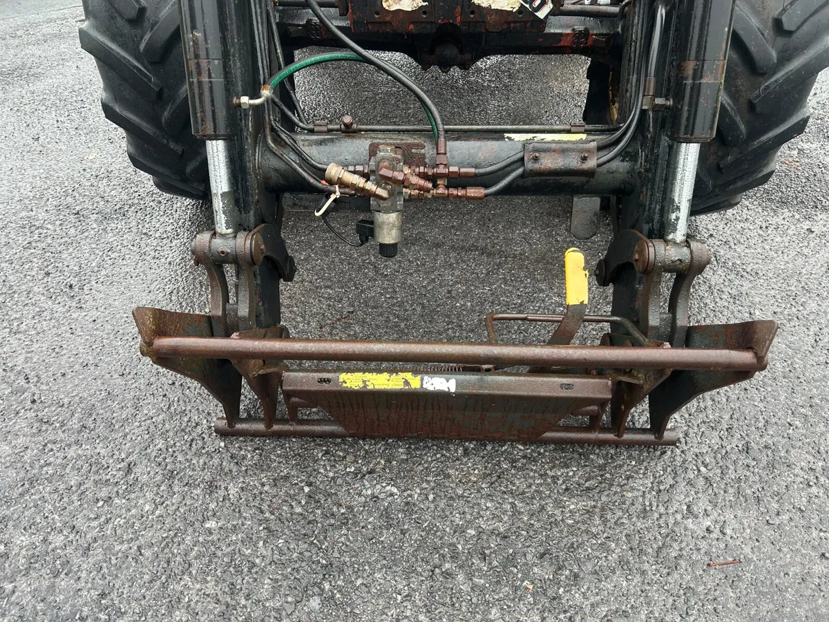 2000 Same Explorer 90 with Loader - Image 2