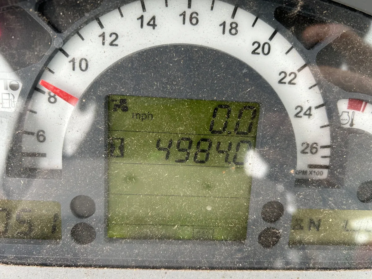 2013 Deutz Fahr Agrofarm 420 with Loader - Image 3