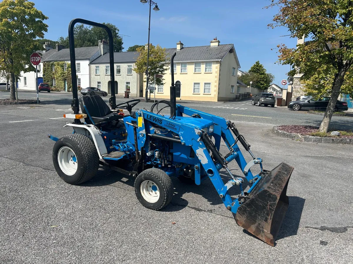 New Holland 1220 Compact Tractor - Image 1