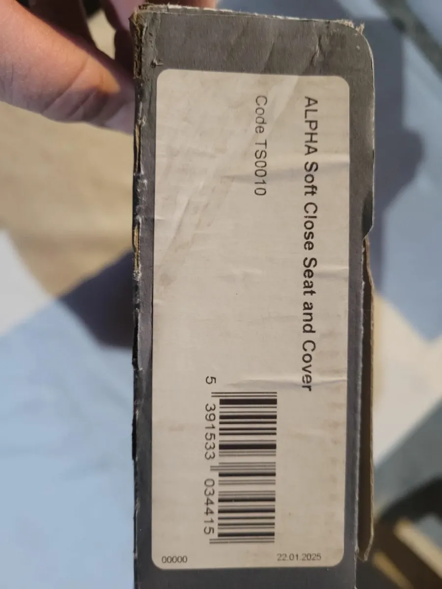 10 Toilet seats - Image 3