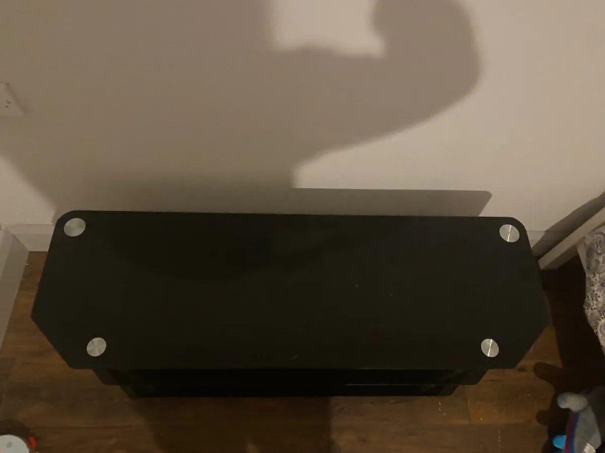 TV stand - Image 3