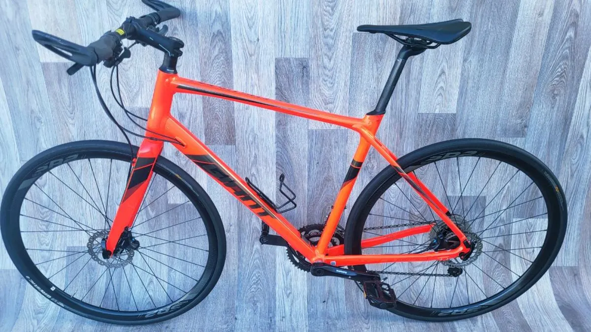 Giant FASTROAD LIKE NEW - Image 4