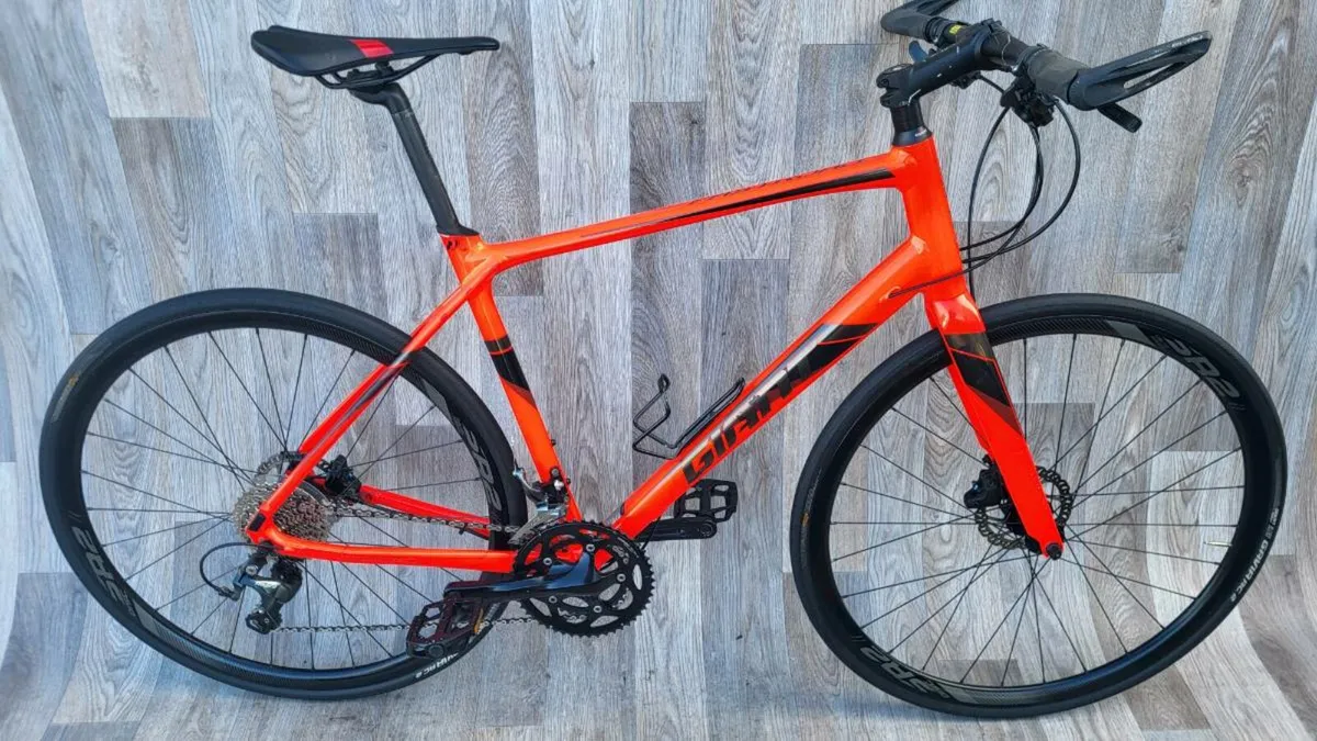 Giant FASTROAD LIKE NEW - Image 1