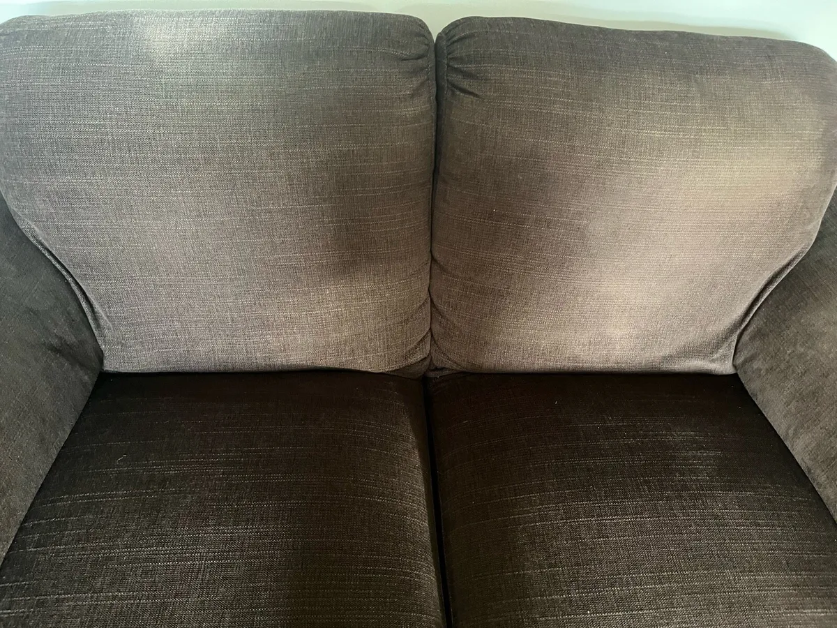 Two 2 seater fabric couches - Image 4