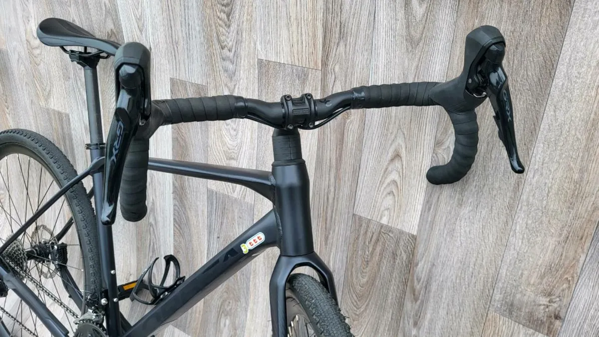 ORBEA TERRA H30 GRAVEL BIKE - Image 4