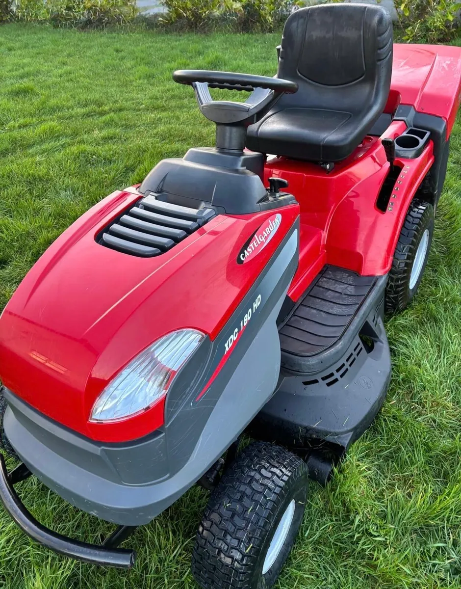 TWIN CYLINDER CASTLEGARDEN 18 HP - Image 3