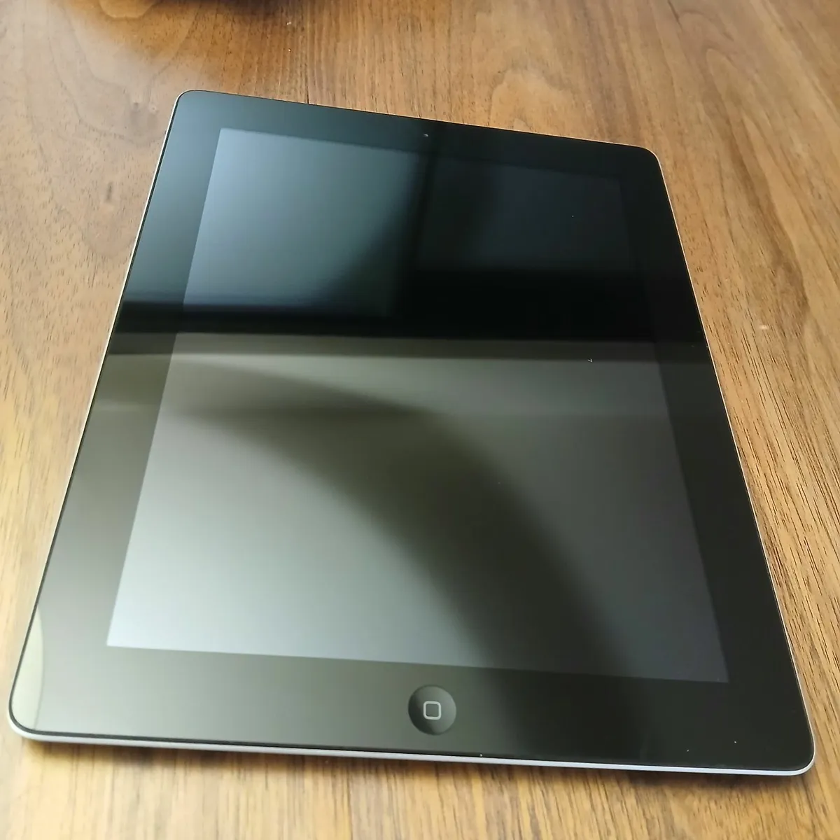 iPad  4th Generation - Image 3