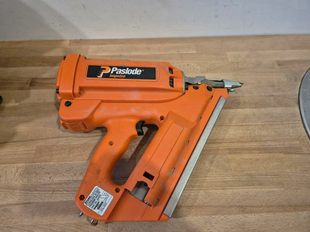 Paslode 1 fix Nail gun - Image 3