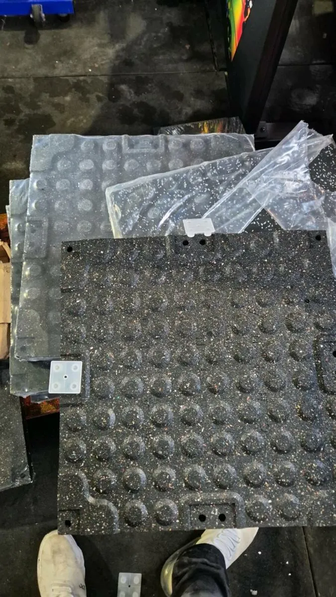 New Speckled Gym Flooring Easy Clean - Image 1