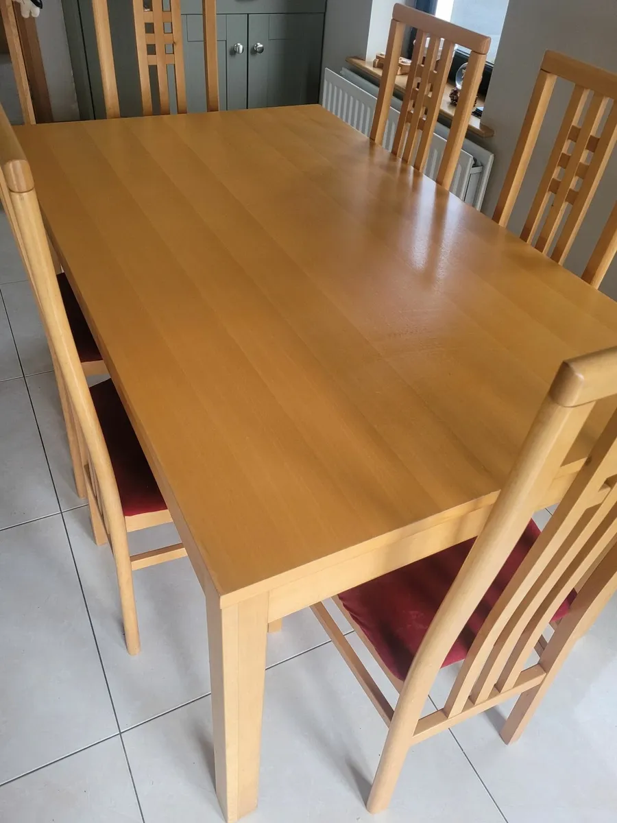 Kitchen table & 6 chairs - Image 2