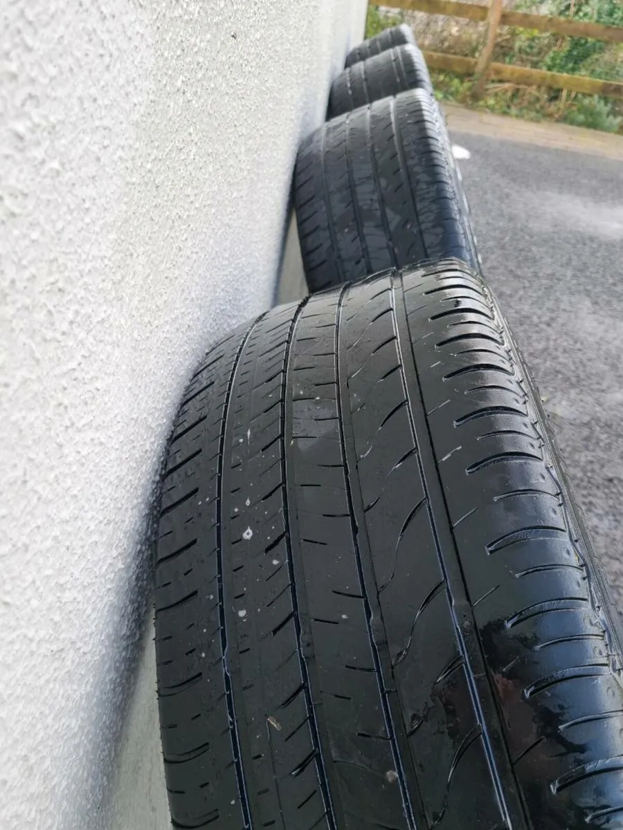 18" Volkswagen Alloys - Image 4